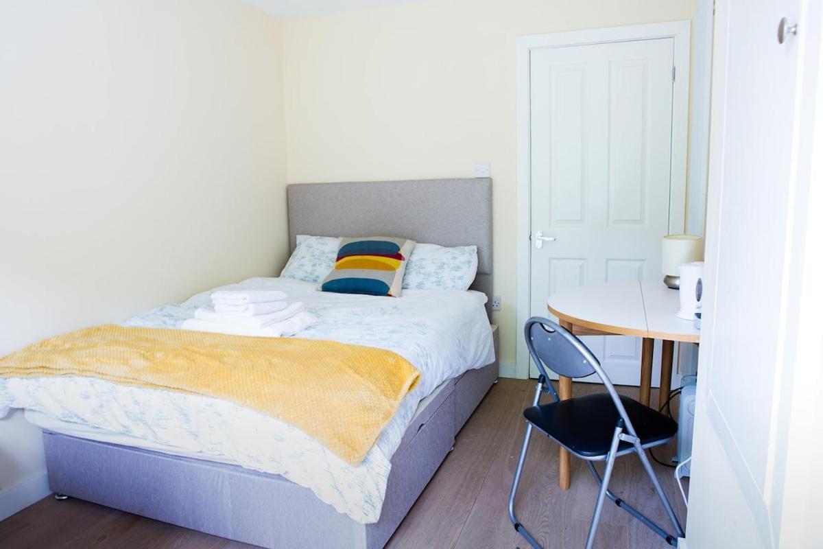 New Snug Doubleensuite In Central Forest Row Bagian luar foto